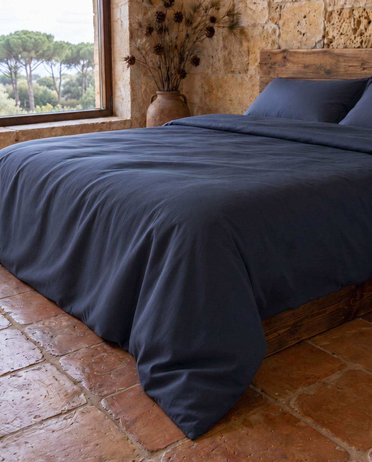 Copripiumino in viscosa di bambù, angolo che cade fino al pavimento | Blu navy